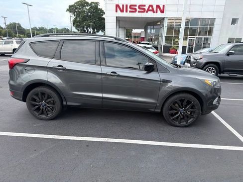 Used 2019 Ford Escape SE AWD/4WD image 9