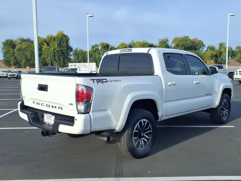 Certified 2022 Toyota Tacoma TRD Sport w/ Technology Package image 4