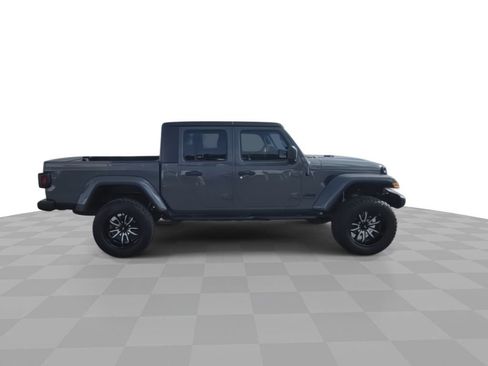 Used 2021 Jeep Gladiator Sport AWD/4WD image 9