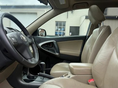 Used 2010 Toyota RAV4 Limited FWD image 20