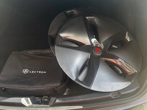 Used 2019 Tesla Model 3 Long Range image 20