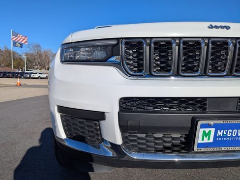 Used 2021 Jeep Grand Cherokee L Laredo w/ Luxury Tech Group I image 10