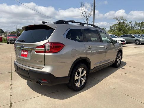 Used 2019 Subaru Ascent Premium AWD/4WD image 8