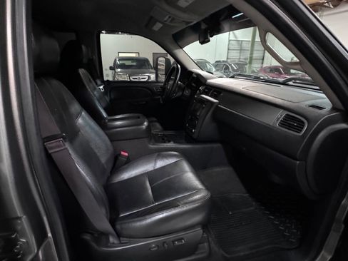 Used 2013 Chevrolet Silverado 3500 LTZ w/ LTZ Plus Package image 11