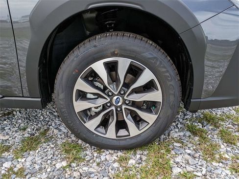 New 2025 Subaru Outback Limited image 11