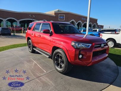 Used 2020 Toyota 4Runner SR5 w/ Phone Cable & Charge Package