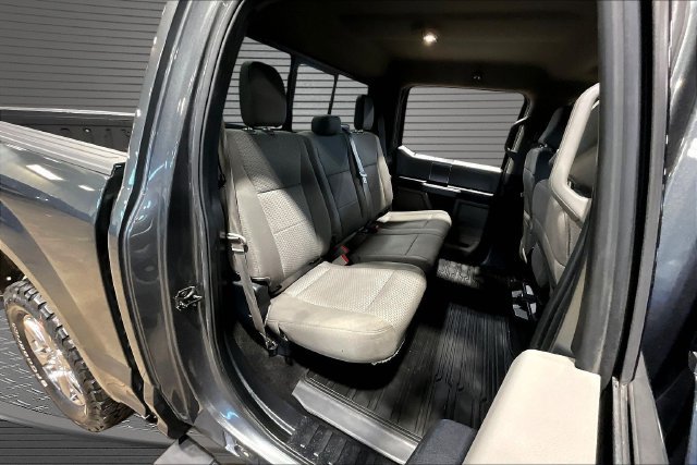 Used 2020 Ford F150 XLT w/ Equipment Group 302A Luxury AWD/4WD image 24