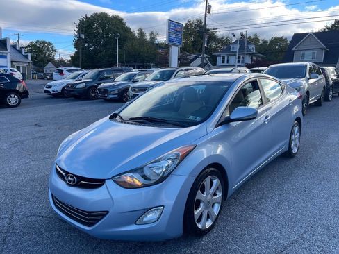 Used 2011 Hyundai Elantra Limited w/ Premium Pkg 5 image 2