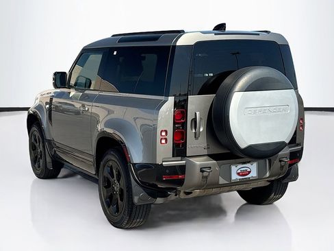 Used 2022 Land Rover Defender 90 X-Dynamic SE AWD/4WD image 7