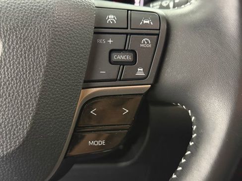 Used 2025 Toyota Camry SE w/ Convenience Package AWD/4WD image 12