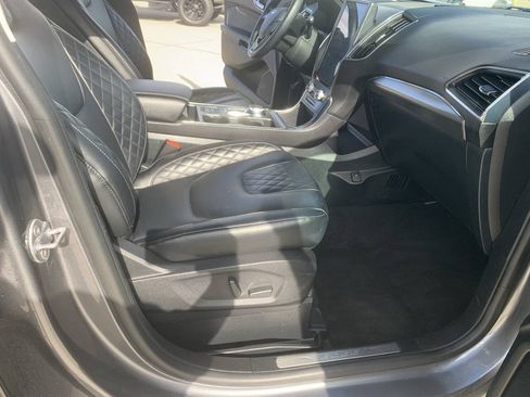 Used 2024 Ford Edge Titanium AWD/4WD image 13