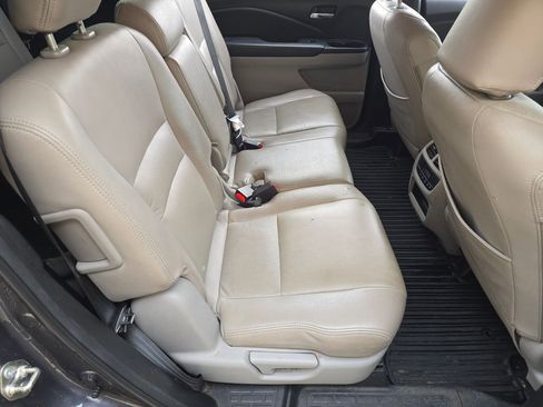 Used 2018 Honda Pilot EX image 31