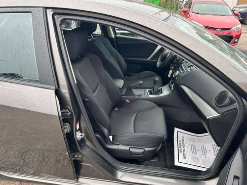Used 2010 MAZDA MAZDA3 s Sport FWD image 12