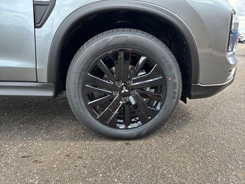 New 2026 Mitsubishi Outlander Sport LE image 9