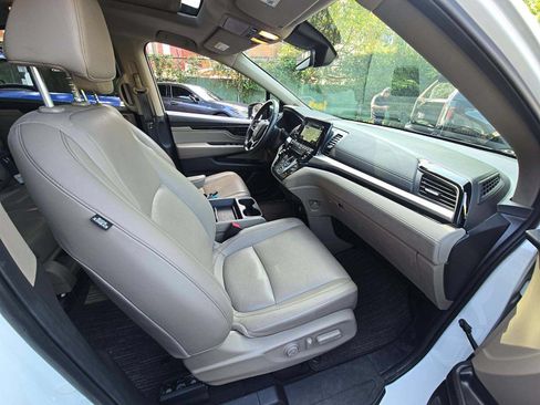 Used 2024 Honda Odyssey Touring image 15