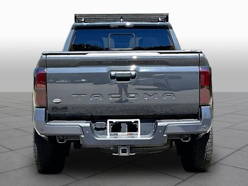 Used 2024 Toyota Tacoma TRD Off-Road w/ TRD Off Road Upgrade Package AWD/4WD image 5