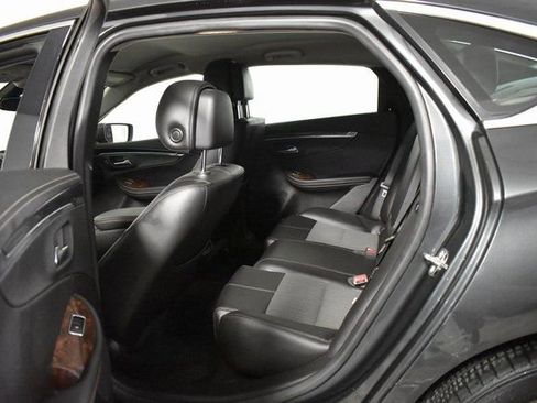 Used 2014 Chevrolet Impala LT image 22