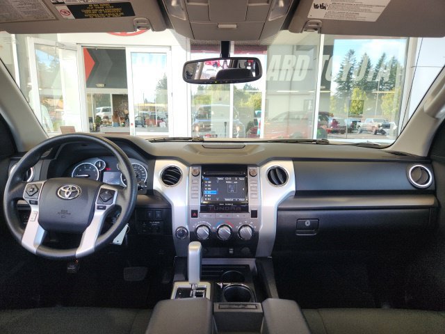 Used 2016 Toyota Tundra SR5 w/ SR5 Upgrade Package AWD/4WD image 21