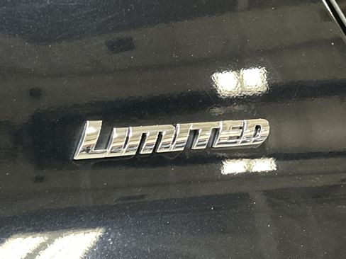 Used 2023 Toyota 4Runner Limited AWD/4WD image 29