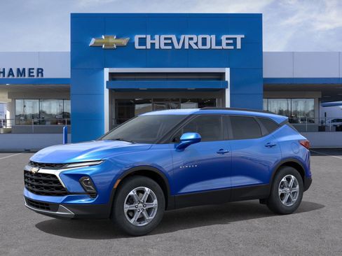 Used 2025 Chevrolet Blazer LT w/ Convenience Package image 36