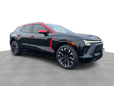 Certified 2024 Chevrolet Blazer EV RS image 1