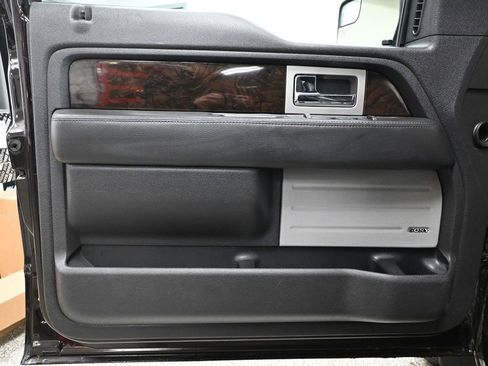 Used 2013 Ford F150 Platinum image 18