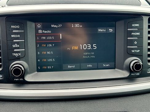 Used 2019 Kia Sorento L FWD image 17