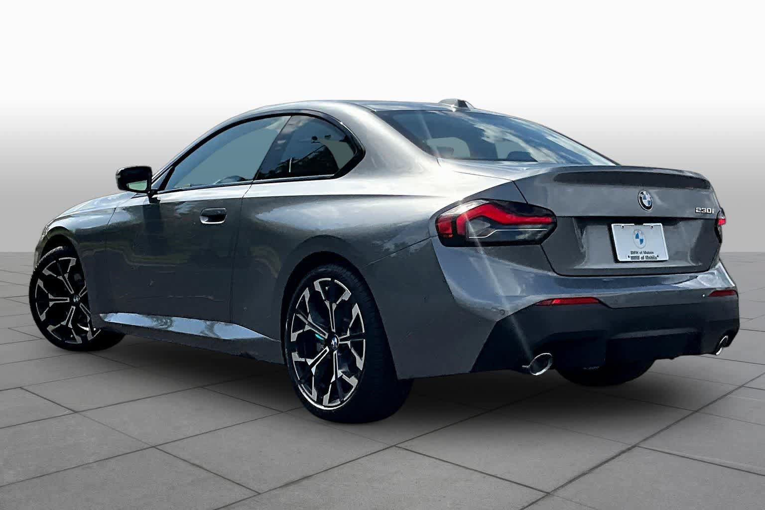 New 2025 BMW 230i Coupe w/ Premium Package RWD image 12