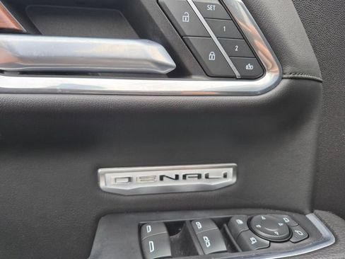 Used 2022 GMC Sierra 1500 Denali image 14