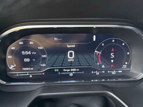 Used 2024 GMC Yukon SLT image 17