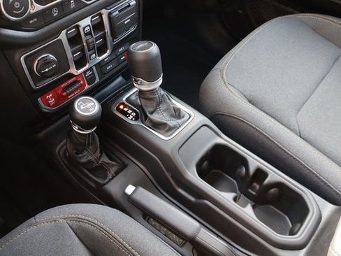 New 2026 Jeep Gladiator Willys image 25