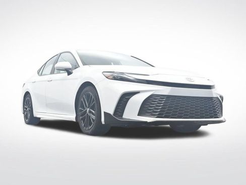 Used 2025 Toyota Camry SE FWD image 31