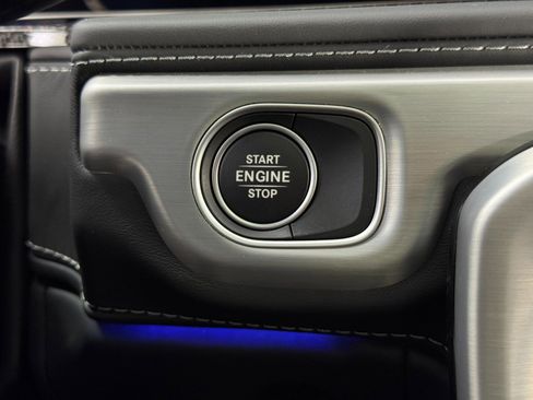 Used 2022 Mercedes-Benz G 63 AMG Squared image 27