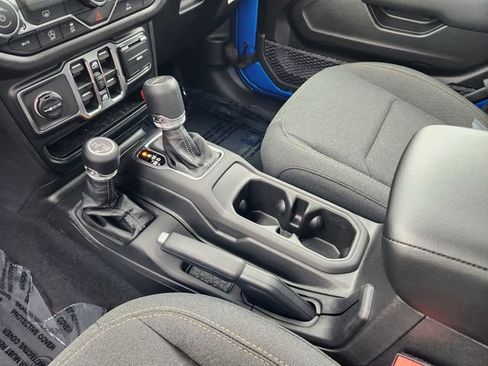 New 2026 Jeep Gladiator Sport AWD/4WD image 13