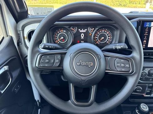 New 2026 Jeep Gladiator Sport image 14