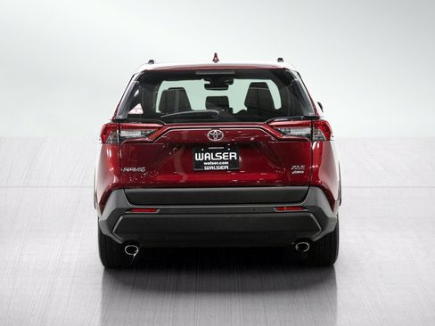 Used 2020 Toyota RAV4 XLE Premium AWD/4WD image 4