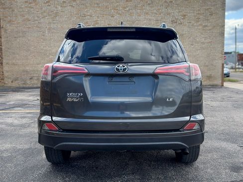 Used 2017 Toyota RAV4 LE FWD image 6
