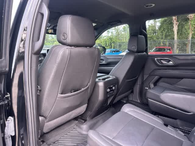 Used 2022 Chevrolet Tahoe LT w/ Luxury Package AWD/4WD image 24