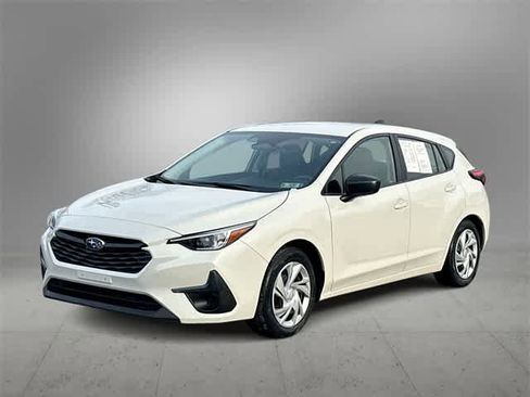 Used 2024 Subaru Impreza 2.0i image 1