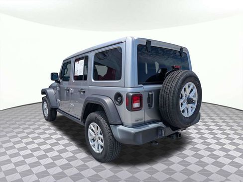 Used 2021 Jeep Wrangler Unlimited Sport AWD/4WD image 5