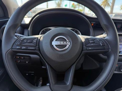 Certified 2025 Nissan Kicks Play S FWD image 22