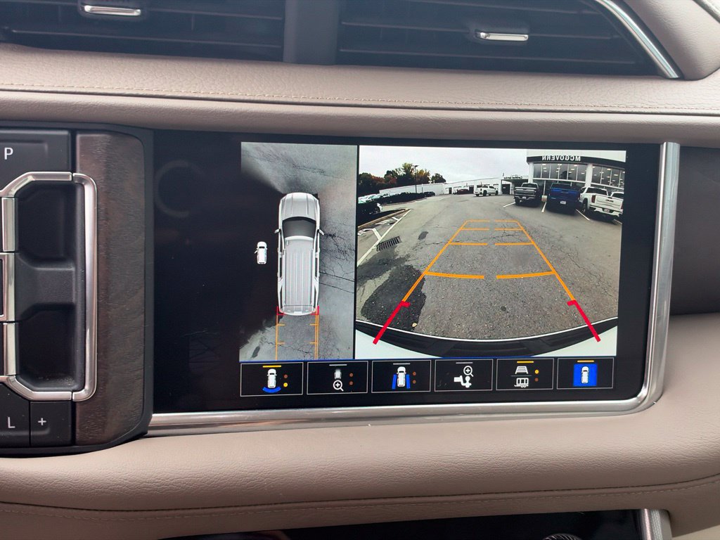 Used 2024 GMC Yukon XL Denali AWD/4WD image 20