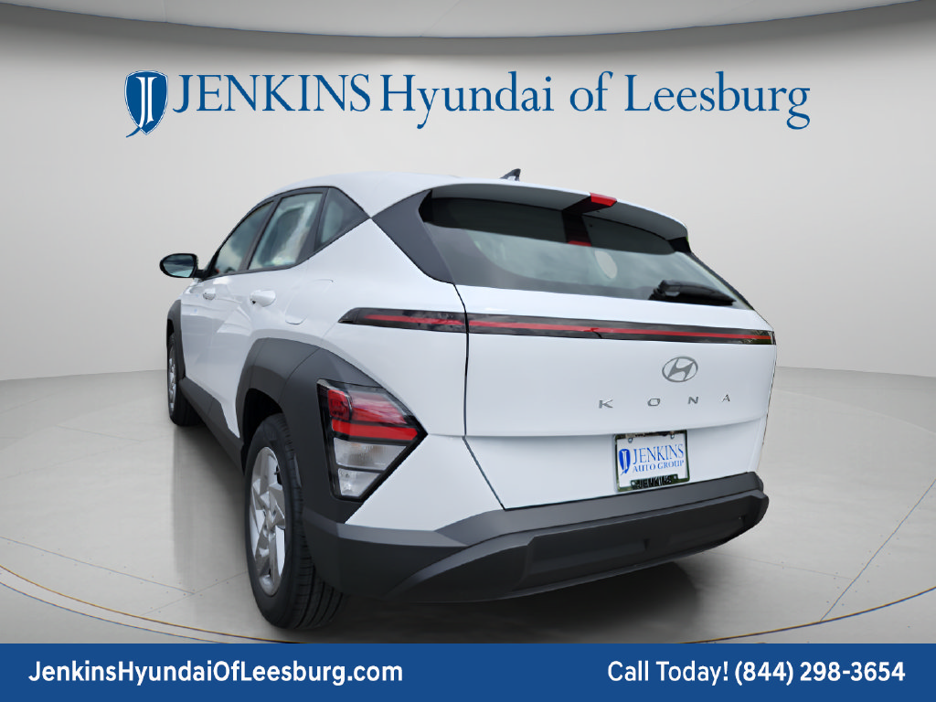 New 2027 Hyundai Kona SE FWD image 7