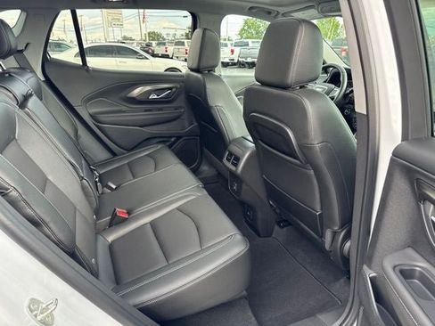 Used 2023 GMC Terrain SLT AWD/4WD image 24
