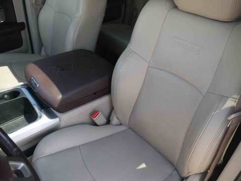 Used 2017 RAM 2500 Laramie w/ Convenience Group AWD/4WD image 31