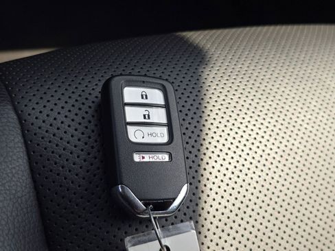 Used 2023 Honda Ridgeline RTL-E image 34