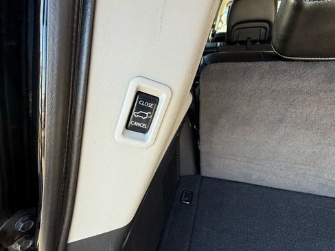 Used 2015 Nissan Armada Platinum w/ 2nd Row Captain Seat Package image 33