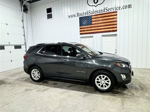 Used 2018 Chevrolet Equinox LT w/ Sun & Infotainment Package AWD/4WD image 2