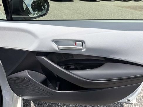 Certified 2024 Toyota Corolla SE w/ SE Package FWD image 14