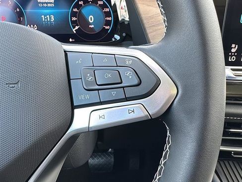 New 2026 Volkswagen Atlas SE image 16